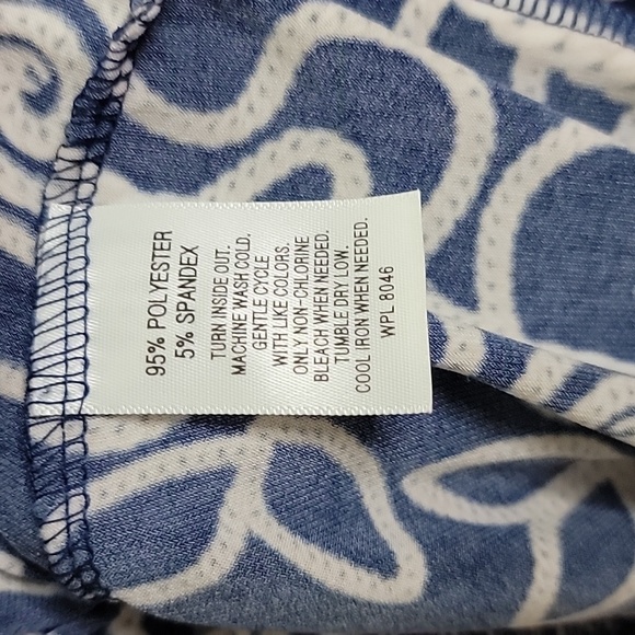 Navy Beige JM Collection Top - Picture 8 of 8